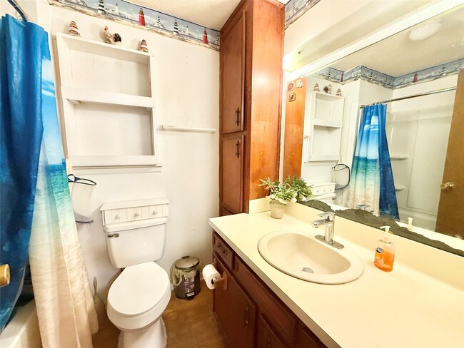 Building Photo - 2501 Shady Creek Ln