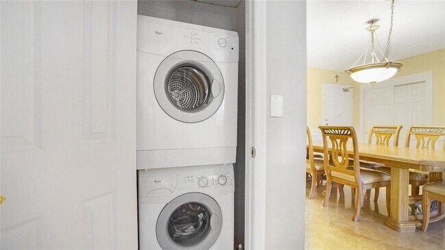 Building Photo - 4250 Galt Ocean Dr