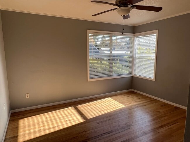 Building Photo - Bittersweet memories, Full Beautiful Remodel Highly Desired Lincoln Neighborhood