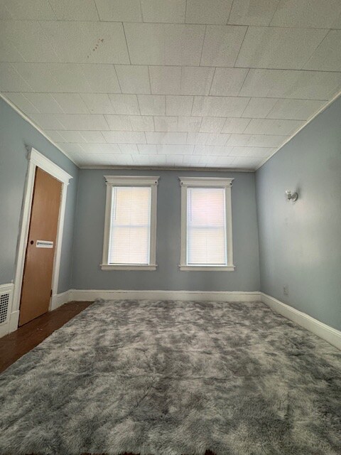 Building Photo - 64-64 Rowe Ave