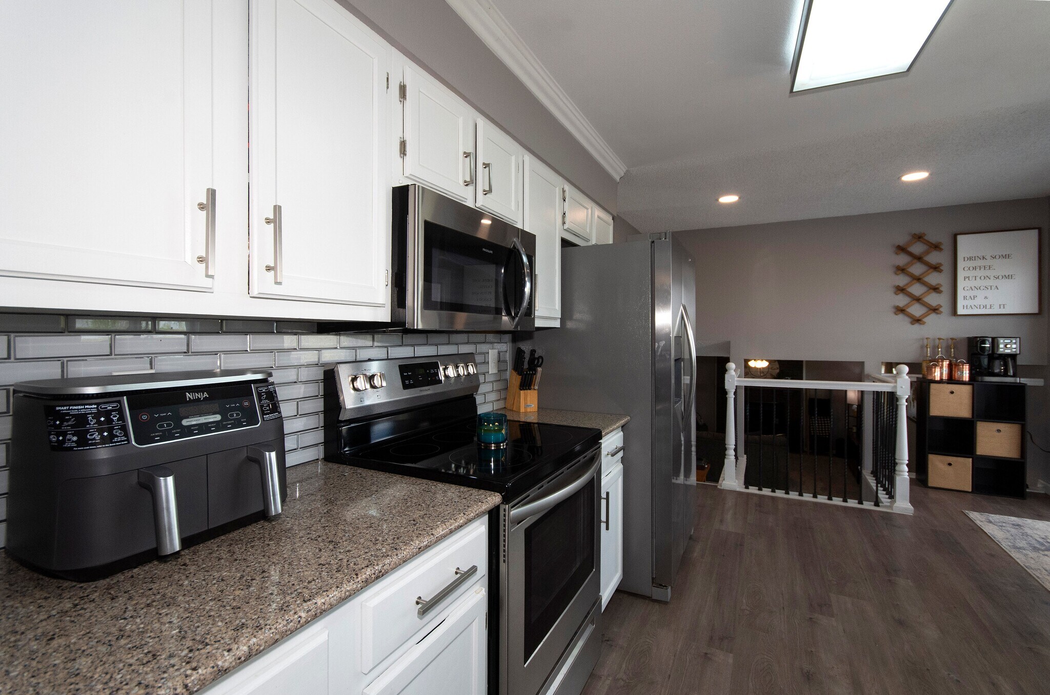 Building Photo - 6965 Sugar Creek Cir