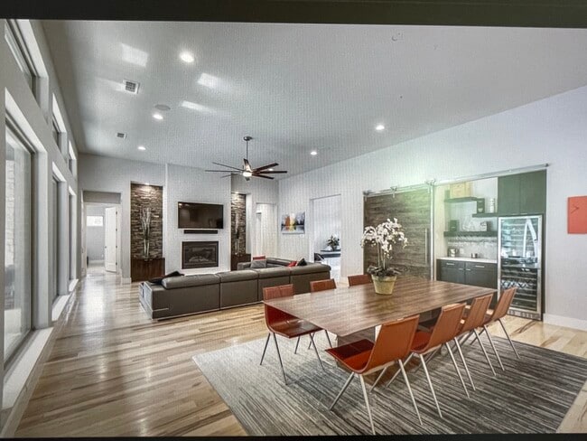Building Photo - 3110 White Dove Dr