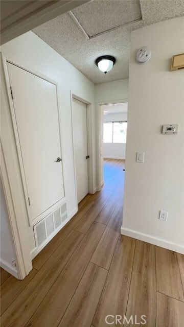 Building Photo - 26256 Sunnywood St