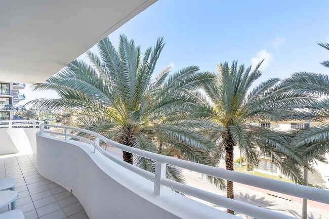 Building Photo - 8911 Collins Ave