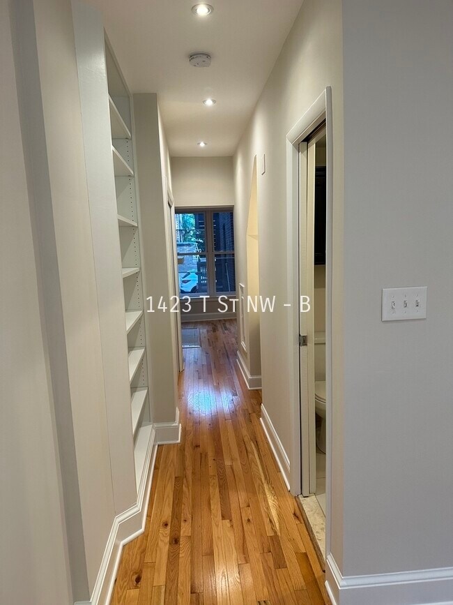 Building Photo - 1423 T St NW