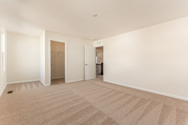 Building Photo - 317 Raccoon Ave