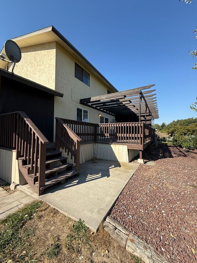 Building Photo - 370817