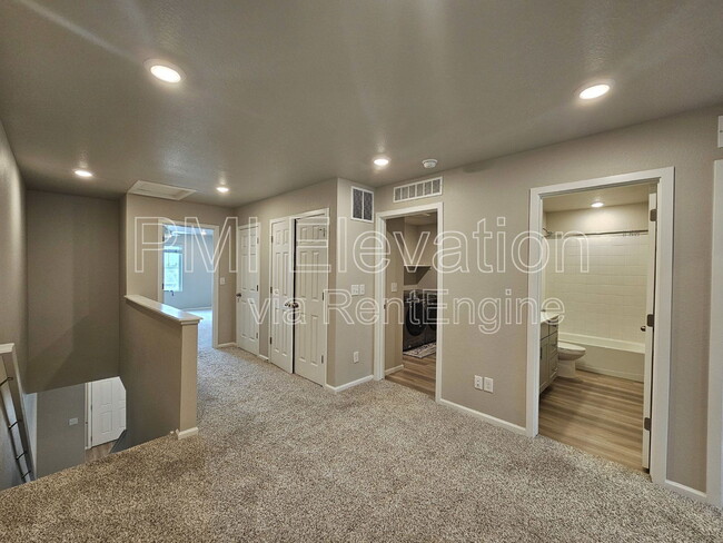 Building Photo - 5091 S Robb Ct