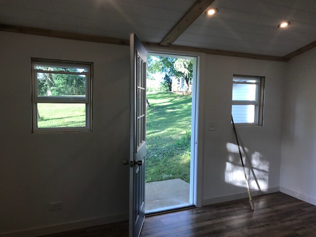 Building Photo - 23367 W Schwerman Rd