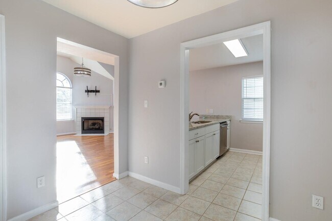 Building Photo - 1314 Pawnee Pointe Ct