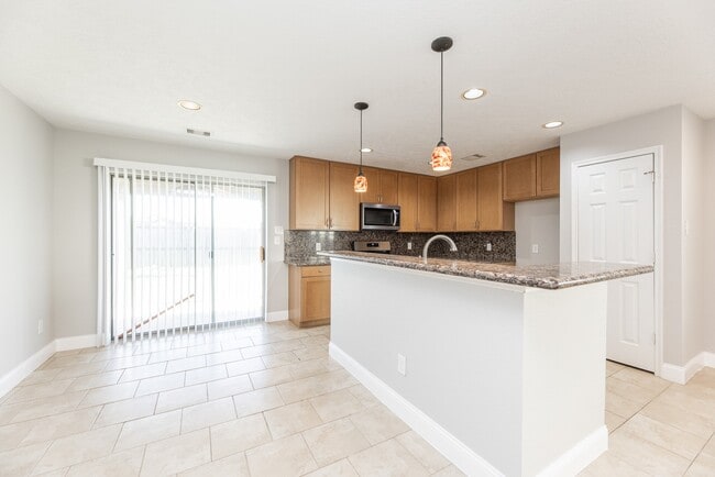 Building Photo - 16026 Arapaho Bend Ln