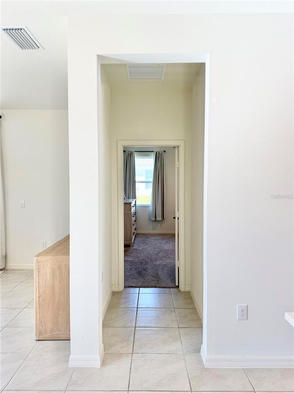 Building Photo - 639 Alder Ln