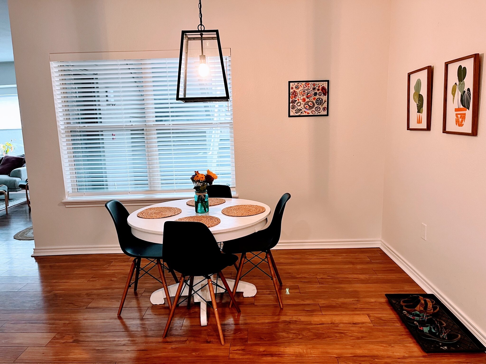 Building Photo - 2910 Wyandot St