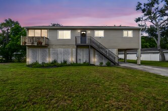 Building Photo - Elevated 3-Bed, 2-Bath, Corner-Lot Gem in ...