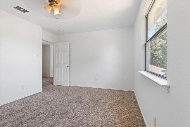 Building Photo - 2241 Southway
