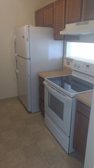 Building Photo - 1425 Bacchus Dr