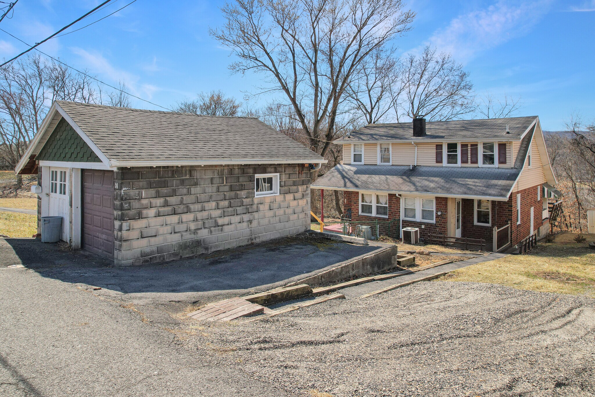 Building Photo - 36 Hawthorne Ave