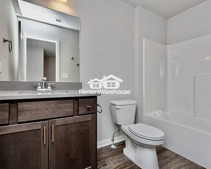 Building Photo - 3624 NE Marissa Ln