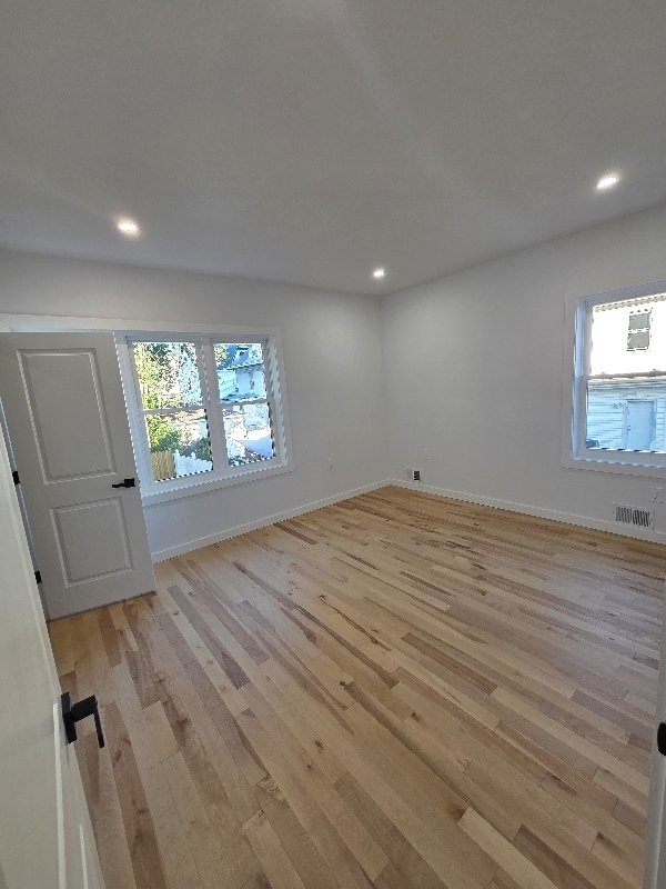 Building Photo - 15 Voorhees St