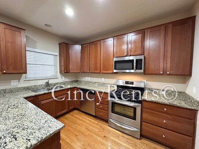 Building Photo - 2933 Eden Ave