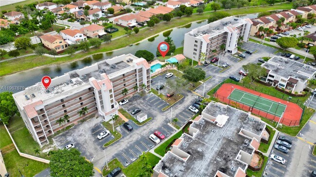 Building Photo - 10155 NW 9th St Cir