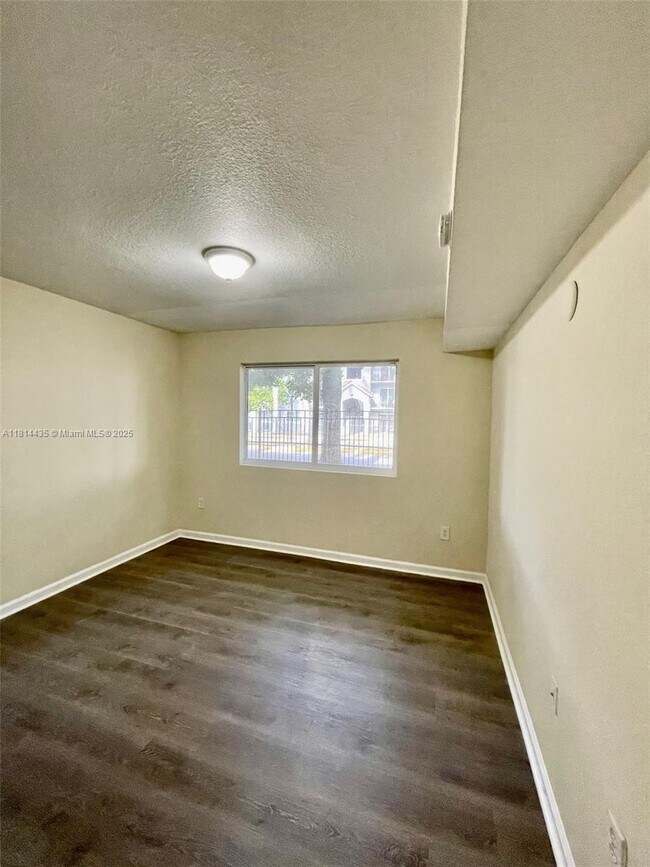 Building Photo - 15400 SW 284th St