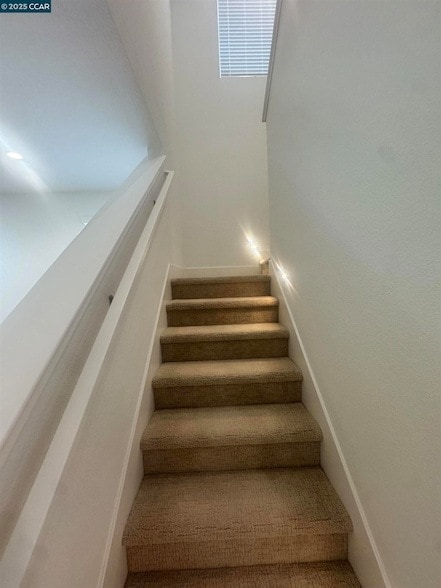 Building Photo - 5601 Linen Ct