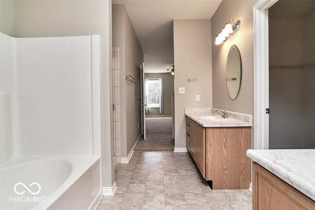 Building Photo - 13092 Brookdale Dr