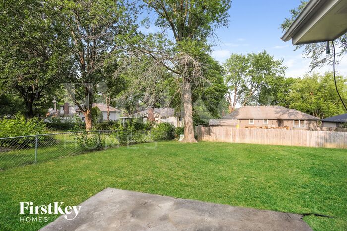 Building Photo - 1408 SW 14th St