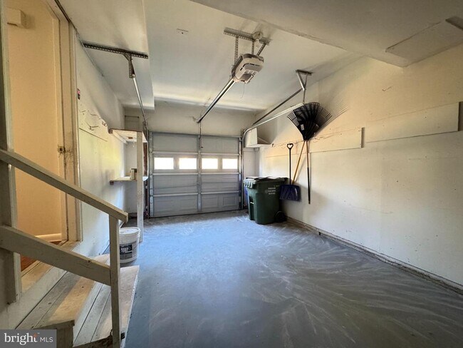 Building Photo - 12214 Dapple Gray Ct