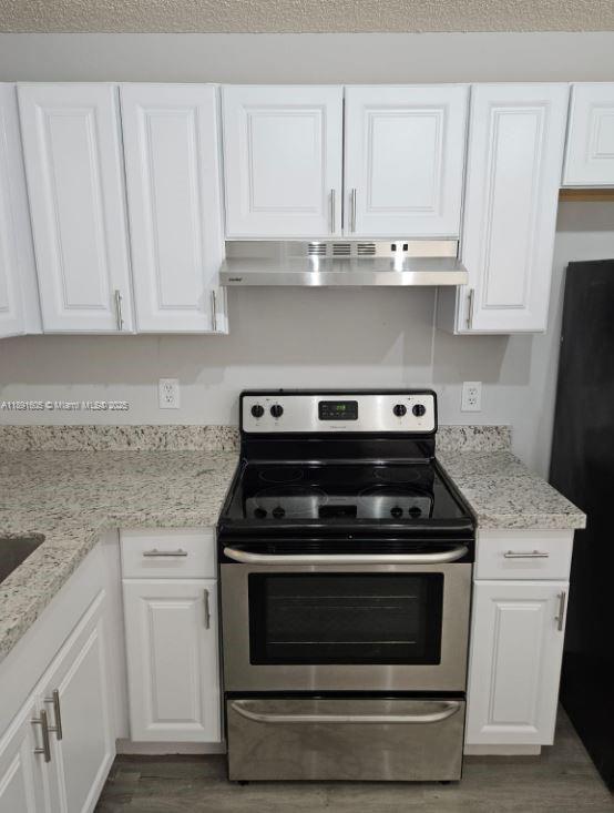 Building Photo - 1024 S Independence Dr
