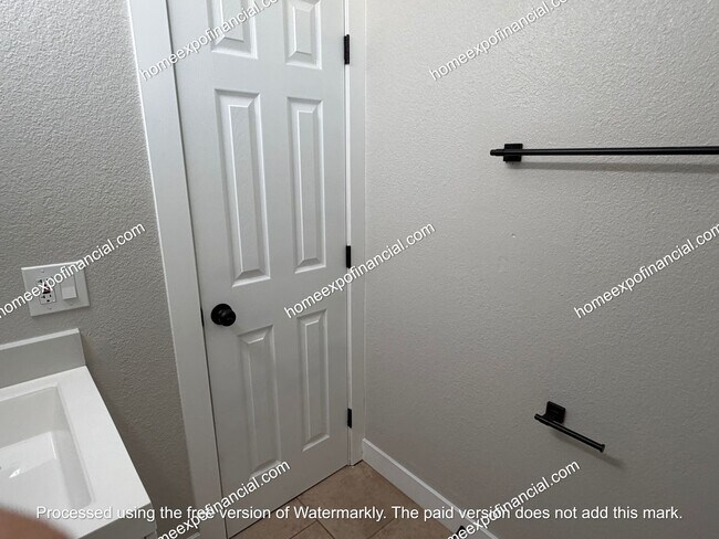 Building Photo - 13920 Sierra Mesa Cir