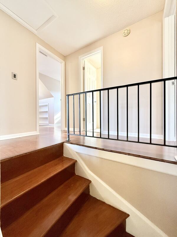 Building Photo - 12472 Monarch Cir