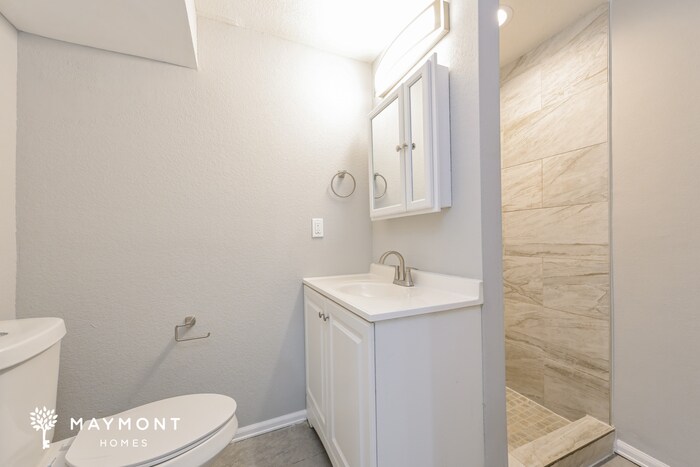 Building Photo - 19617 E Bails Pl