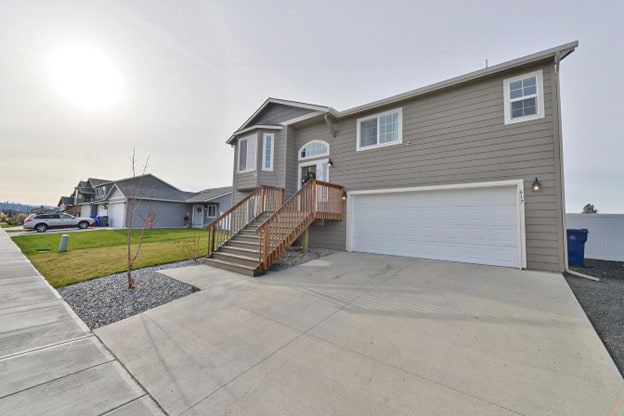 Building Photo - 617 N Shamrock Rd