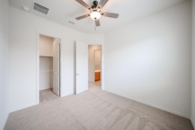 Building Photo - 25620 N 167th Dr