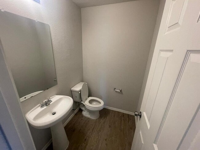 Building Photo - 14550 Breezy Orch Trail