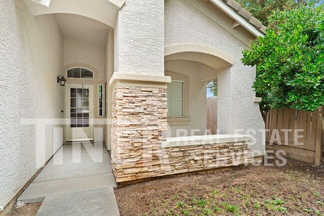 Building Photo - 149 Canberra Ct