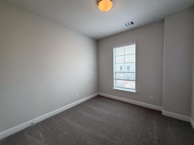 Building Photo - 2121 Layla Dr