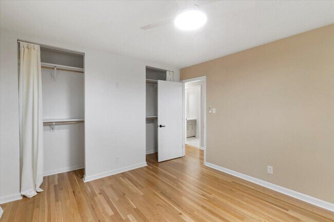 Building Photo - 100 9th Ave