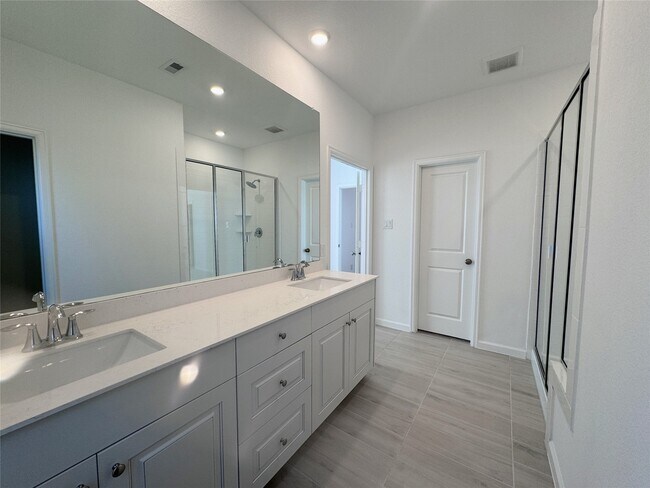 Building Photo - 30347 Centipede Grv Ln