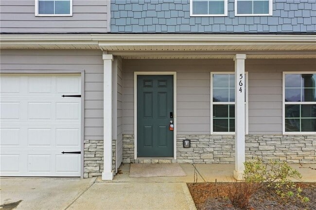 Building Photo - 564 Pemberton St