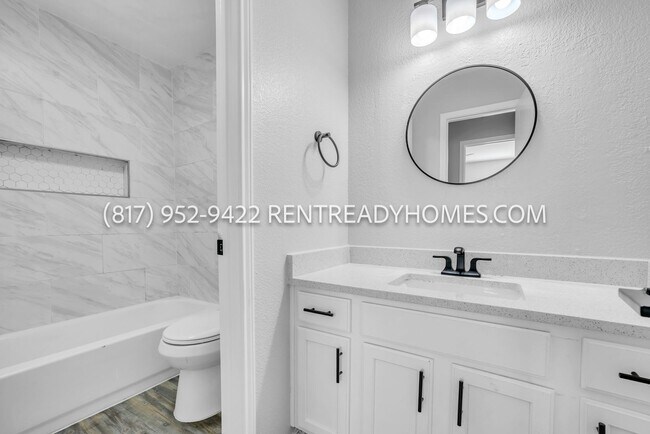 Building Photo - 1508 Pine Ln