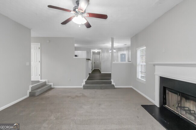 Building Photo - 420 Harvick Cir