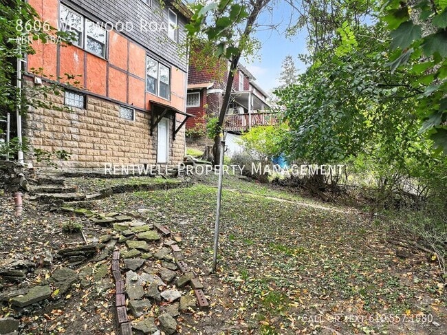 Building Photo - 8606 Westwood Rd