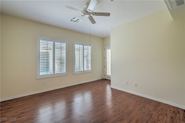 Building Photo - 2180 Waterton Rivers Dr
