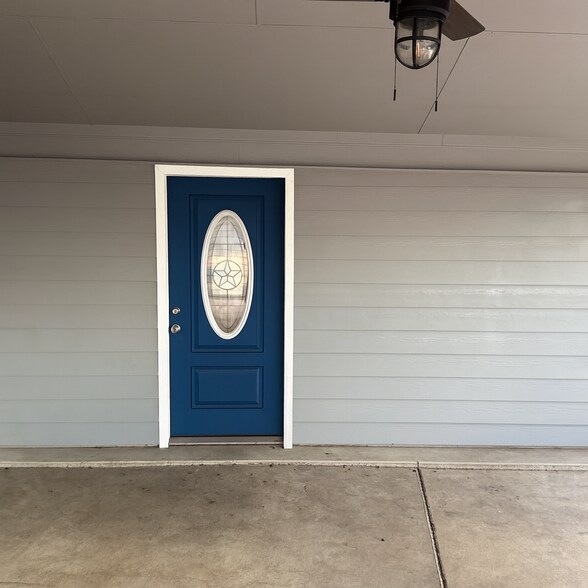 Building Photo - 103 Bernice Dr