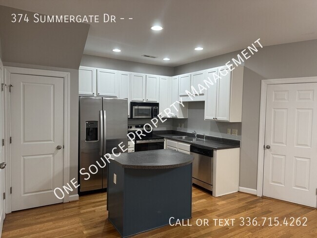 Building Photo - 374 Summergate Dr