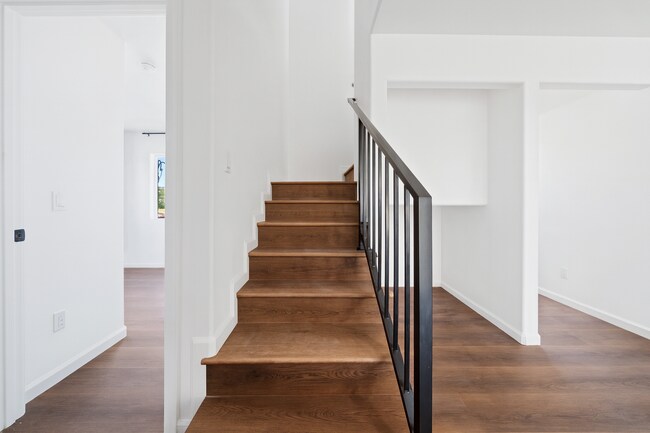 Building Photo - 6733 Lanto St