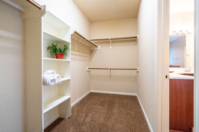 Building Photo - 138 Magnolia Grove Ln